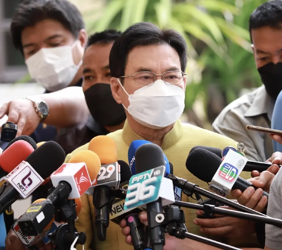 นายจุรินทร์ ลักษณวิศิษฏ์ รองนายกรัฐมนตรี และรมว.พาณิชย์ 