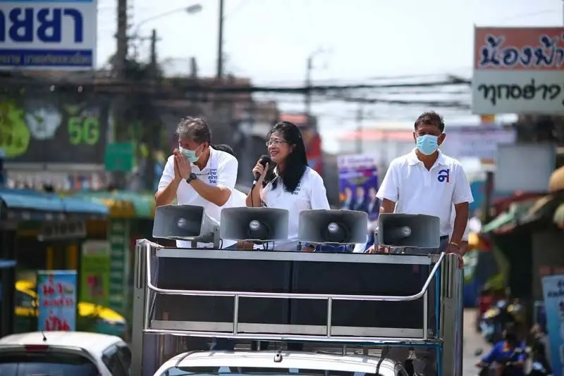 “สุดารัตน์”เดินสายฝั่งธนฯ 