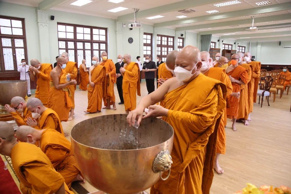 เคลื่อนสรีรสังขาร “สมเด็จพระวันรัต” กลับวัดบวรฯ (ประมวลภาพ)
