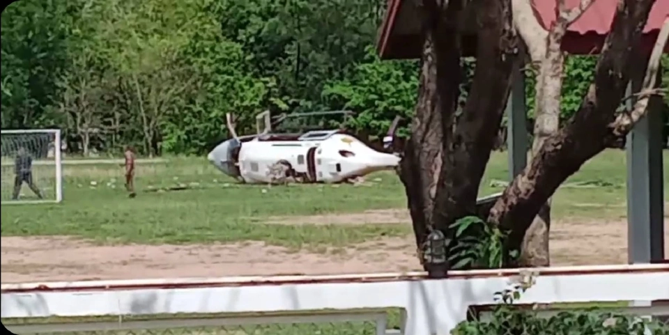 ด่วน เกิดเหตุ เฮลิคอปเตอร์ เบลล์ 429 ตกขณะลงจอด ตชด.21 เมืองสุรินทร์