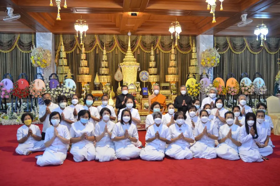 “ชวน-นิพนธ์”ร่วมบำเพ็ญกุศลสวดพระอภิธรรม “สมเด็จช่วง” วัดปากน้ำ กทม.