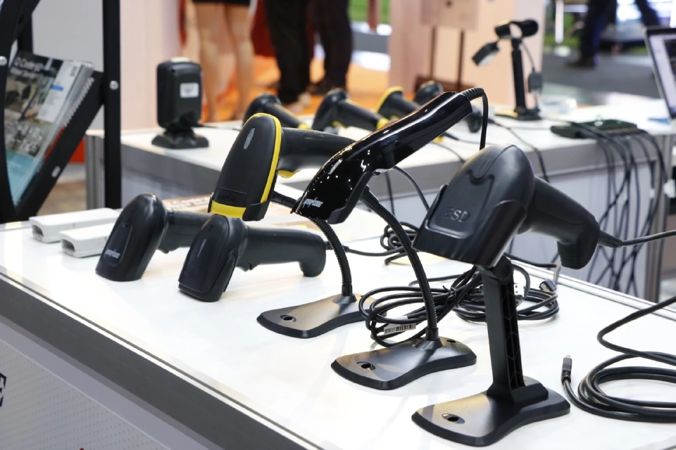 กวิน อินเตอร์เทรด 