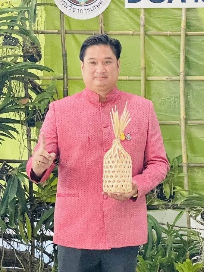 ระพีภัทร์ จันทร์ศรีวงศ์