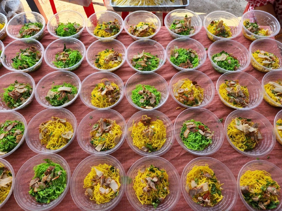 รีวิว Samsung S22 Ultra "เน้นกล้อง" พาไปทำบุญ-ไหว้พระ วันสงกรานต์ 2565