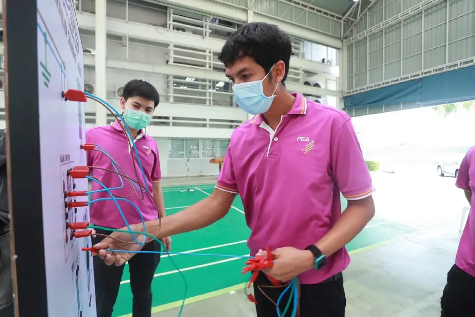 PEA ฝึกอบรมมาตรฐานการติดตั้งและการตรวจสอบมาตรฐานระบบอัดประจุยานยนต์ไฟฟ้าสำหรับบ้านที่อยู่อาศัย (Home EV Charging) ประจำปี 2565