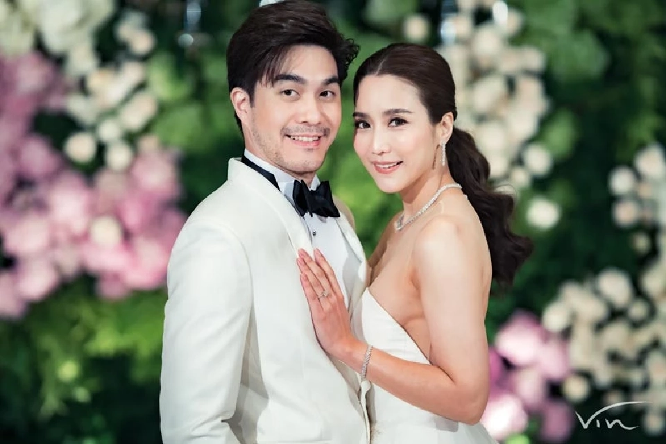 จั๊กจั่น และ เค 