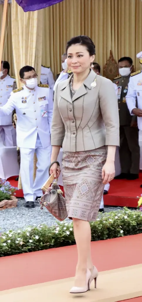 "ในหลวง-ราชินี"ทรงเปิดโครงการจัดหาน้ำบาดาลแก้ปัญหาภัยแล้งกาญจนบุรี