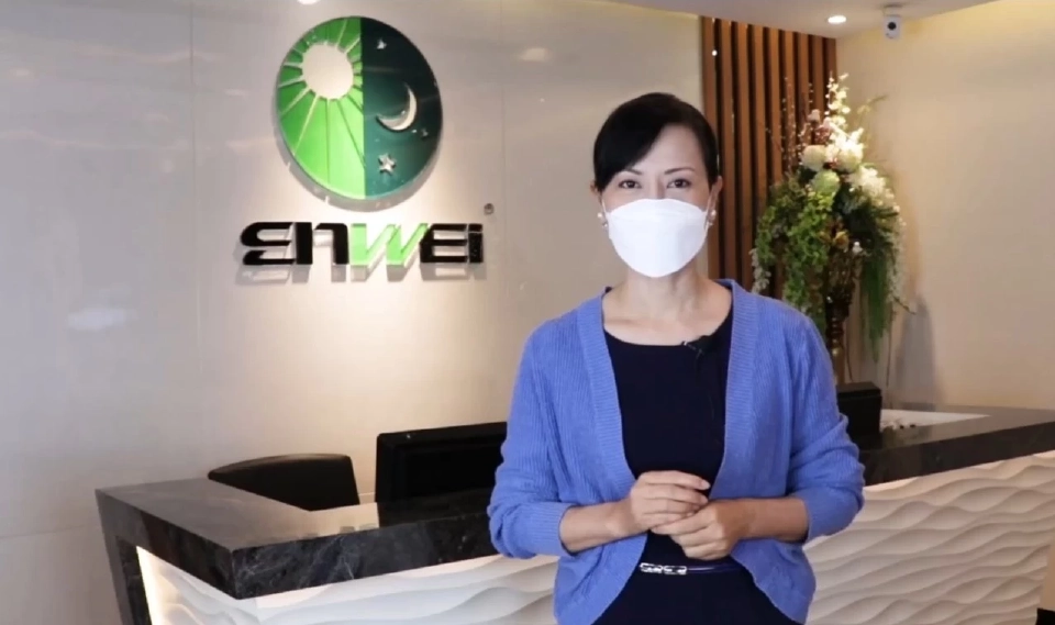 นางสาวสุภาภรณ์ แซ่จาง กรรมการผู้จัดการบริษัท เอินเวย์ กรุ๊ป จำกัด ตัวแทนผู้นำเข้ายาเหลียนฮัว ชิงเวิน แคปซูล