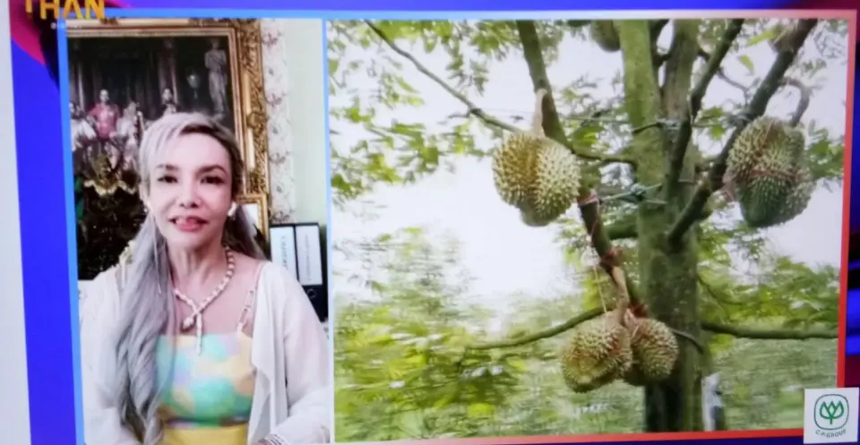 นางสาววรัญญภัคก์  ศรีมหัทธนเวคิน ประธานกรรมการ บริษัท ควีน โฟรเซ่น ฟรุต จำกัด