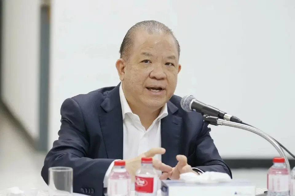 นายพิชัย นริพทะพันธุ์ รองประธานยุทธศาสตร์ด้านเศรษฐกิจ พรรคเพื่อไทย