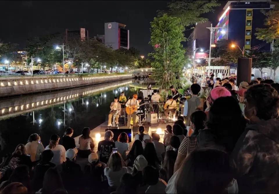 พล.ต.อ. อัศวิน ขวัญเมือง กับสโลแกนหาเสียง ‘กรุงเทพต้องไปต่อ’