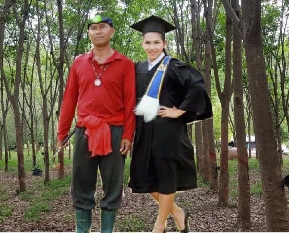 "ลูกเกษตรกรสวนยาง" เช็คด่วน กยท.มอบทุนการศึกษา เรียนป.ตรี ทุนละ 4แสน