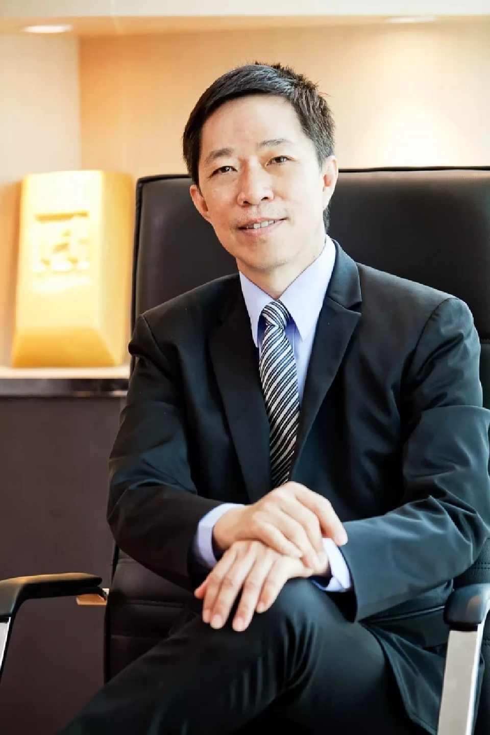 แรงซื้อทองคำแผ่ว หวั่นติดดอยที่ 3 หมื่นบาท