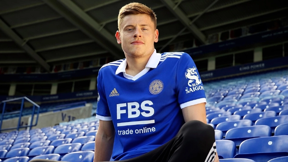 เลสเตอร์ ซิตี้ เปิดตัวชุดแข่งทีมเหย้าฤดูกาล 2022/23 บอกเลยไม่ธรรมดา