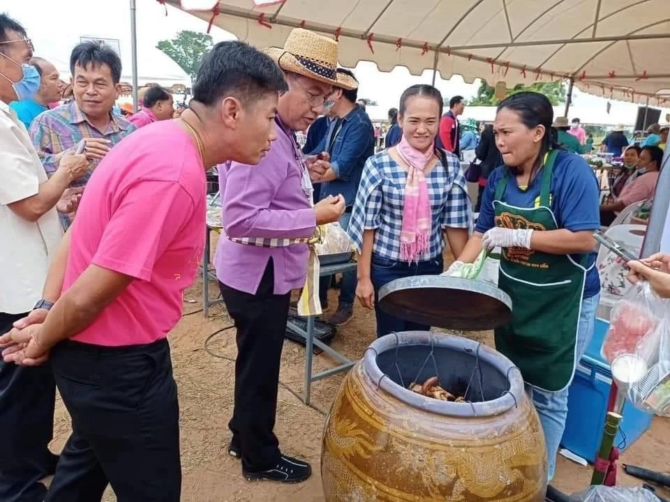 “ไก่พื้นเมือง” สัตว์เศรษฐกิจใกล้ตัว สร้างอาชีพ-รายได้มั่นคง