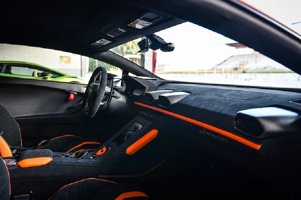 กระหน่ำ Lamborghini Huracan STO ราคา 30 ล้านบาท ที่พีระ เซอร์กิต