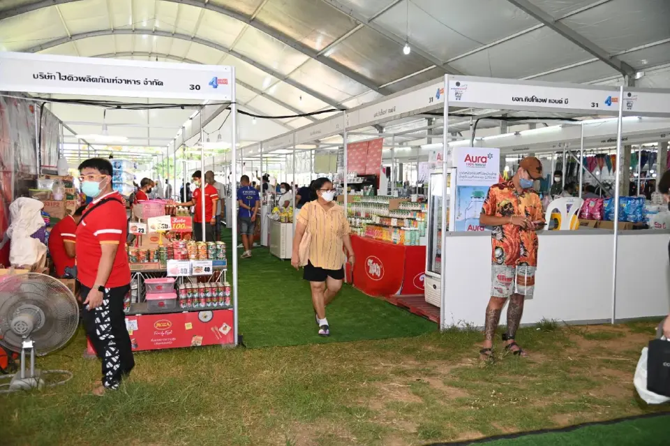 “พาณิชย์”ลดค่าครองชีพประชาชน 4มุมเมืองครั้งที่3  ขนทัพสินค้าลดสูงสุด 75%