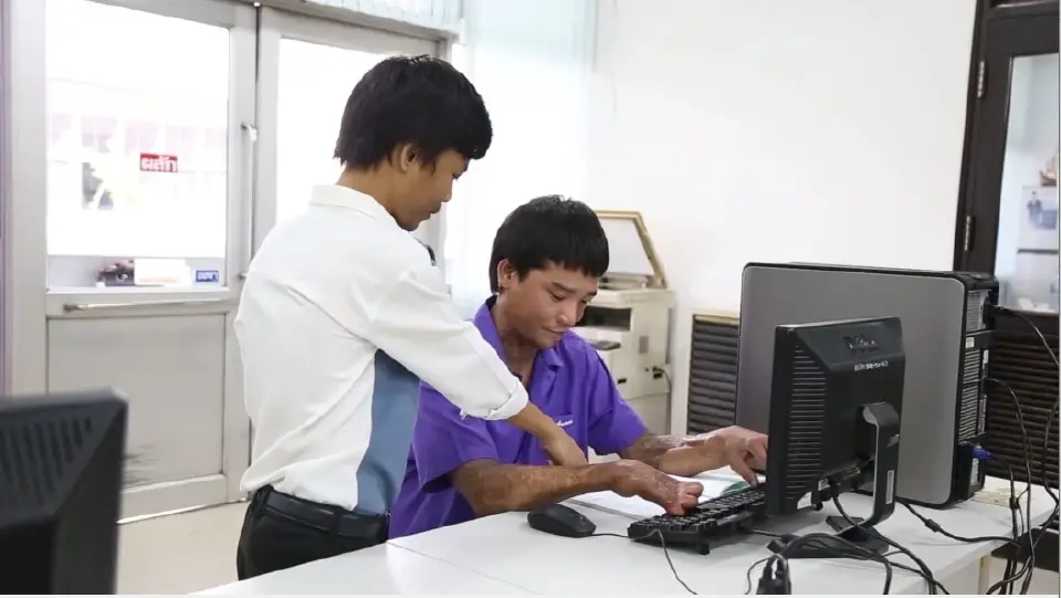 การฟื้นฟูด้านอาชีพเพื่อผู้ประกันตน กับสิทธิกองทุนเงินทดแทน 