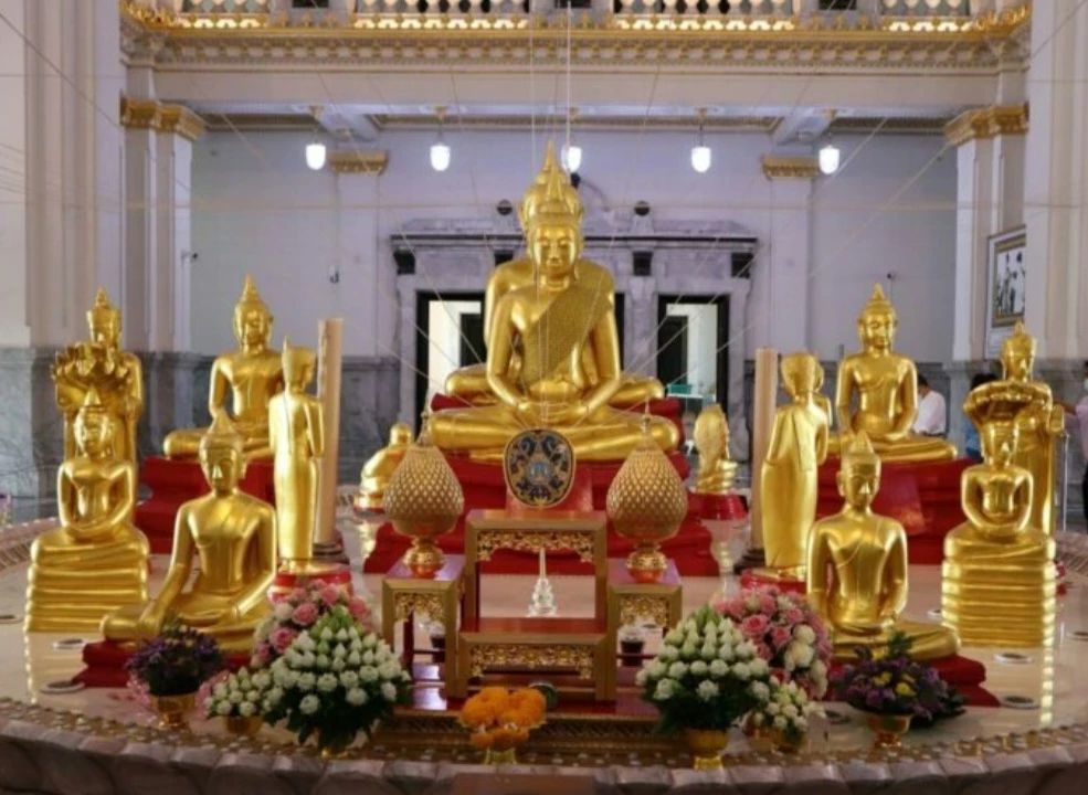 แห่แชร์ภาพ"หลวงพ่อโสธร" ถูกลอกทองออก เห็นเนื้อในองค์จริงครั้งแรกรอบ 34 ปี