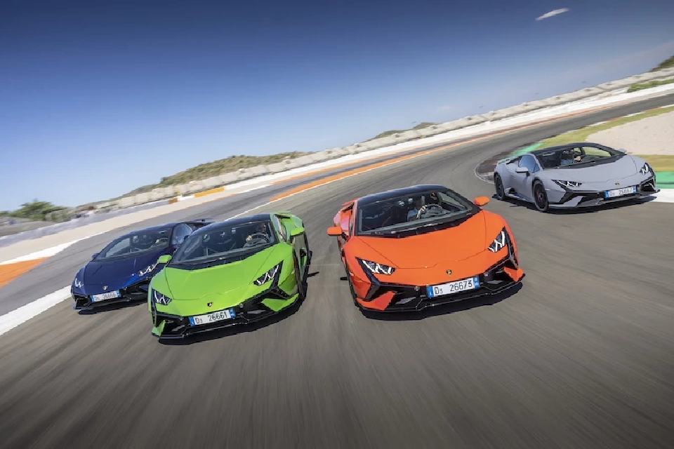 รีวิว Lamborghini Huracan Tecnica กระทิงดุคันโปรด โหดสมเหตุสมผล