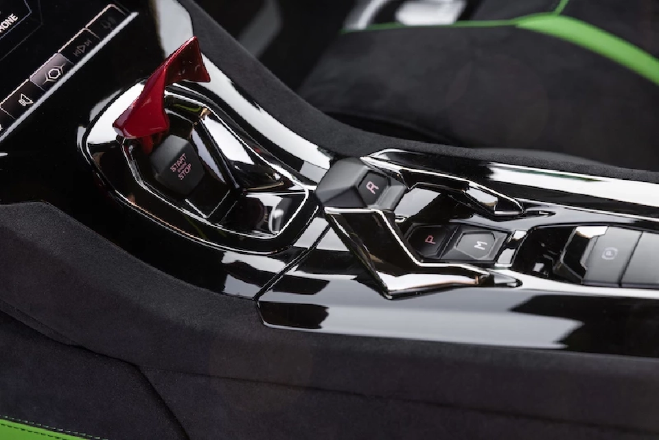 รีวิว Lamborghini Huracan Tecnica กระทิงดุคันโปรด โหดสมเหตุสมผล