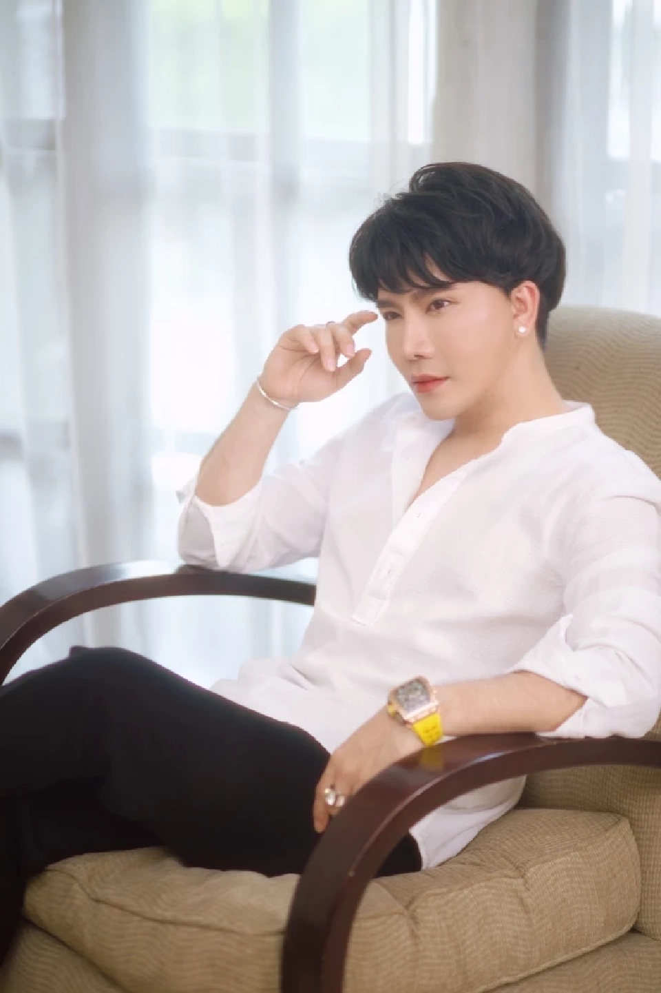 เปิดเส้นทางชีวิต “คุณพอล-วรัตน์พล วรัทย์วรกุล” สู่อาณาจักรธุรกิจ “ดิไอคอนกรุ๊ป”