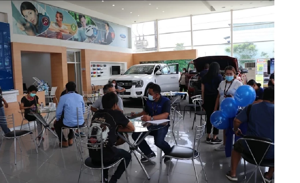 ปาล์มดี-ชาวสวนใต้อู้ฟู่  แห่ซื้อกระบะขับเคลื่อน 4 ล้อ เกลี้ยงตลาด