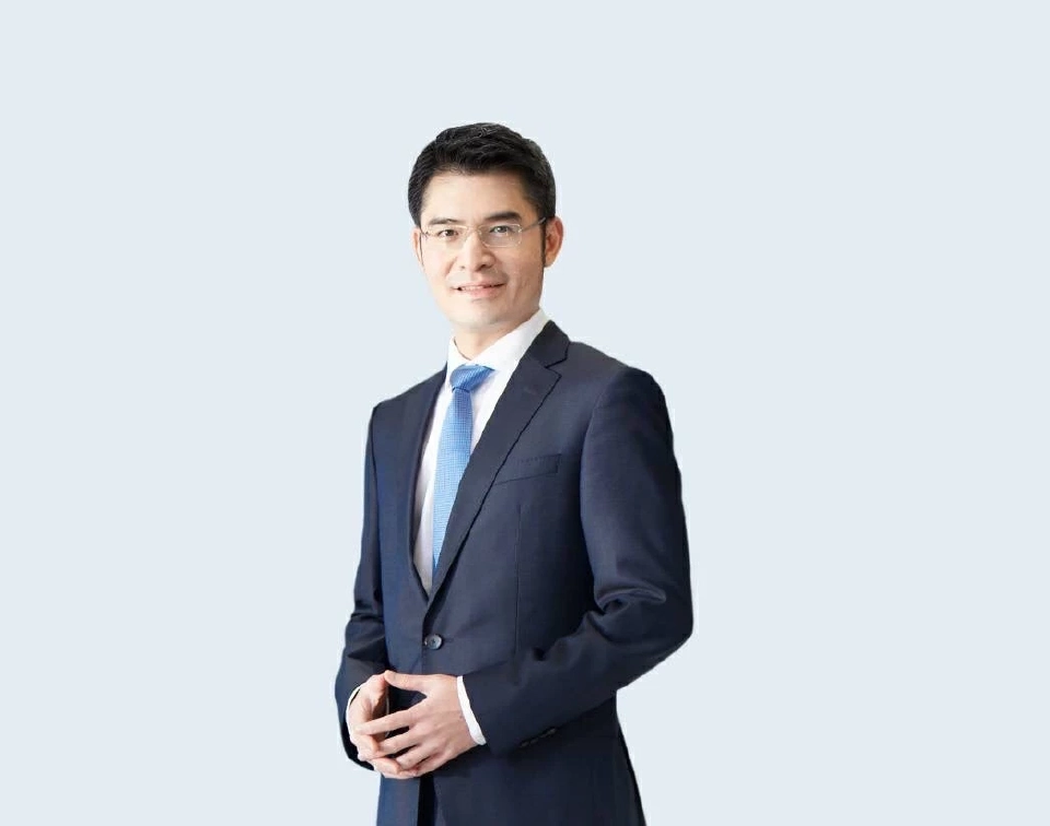 นายนริศ สถาผลเดชา รองประธานเจ้าหน้าที่บริหาร หัวหน้าศูนย์วิเคราะห์ธนาคาร ทหารไทยธนชาต 