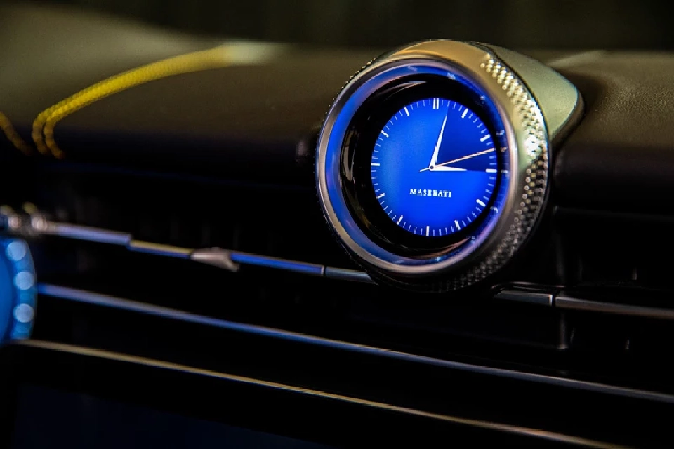 เบบี้เอสยูวี Maserati Grecale ราคา 6.49 ล้านบาท