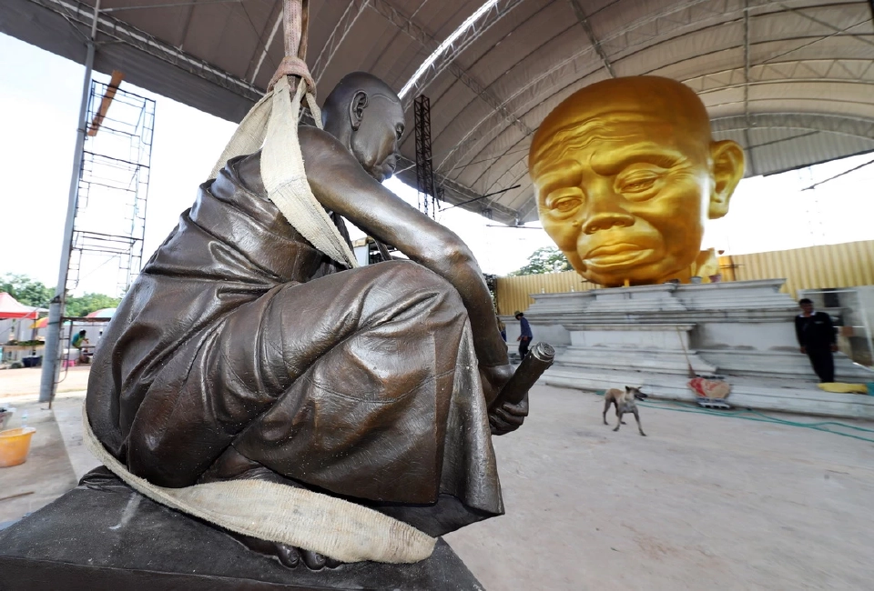 สร้าง "หลวงพ่อคูณ" องค์ใหญ่ "วัดบ้านไร่" เชิญร่วมบุญผ้าป่าแท่งทองมหากุศล