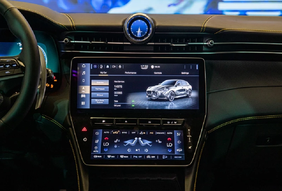 เบบี้เอสยูวี Maserati Grecale ราคา 6.49 ล้านบาท