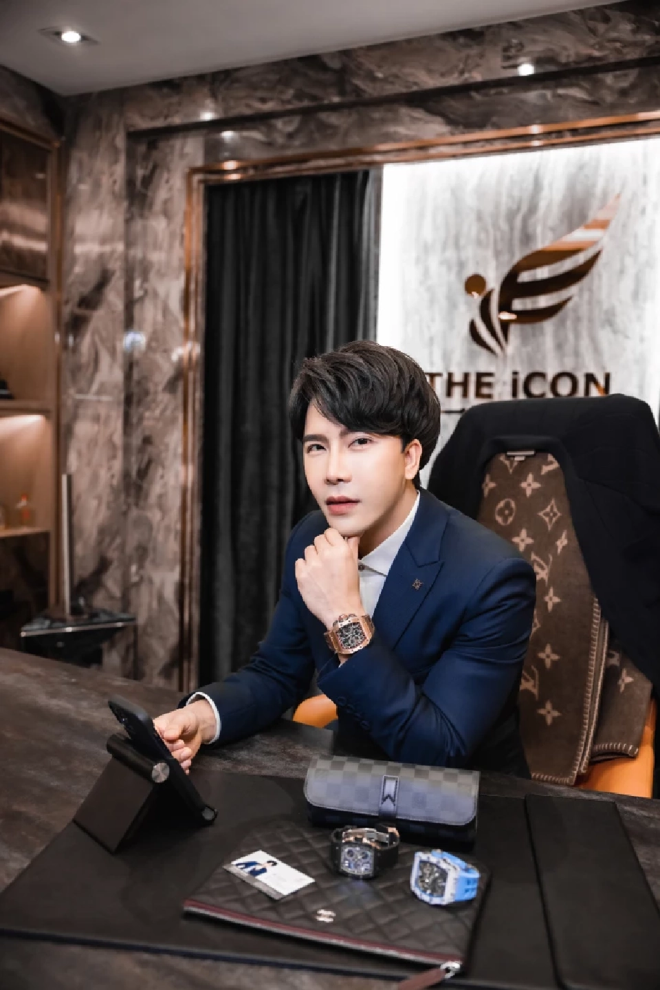 เปิดเส้นทางชีวิต “คุณพอล-วรัตน์พล วรัทย์วรกุล” สู่อาณาจักรธุรกิจ “ดิไอคอนกรุ๊ป”