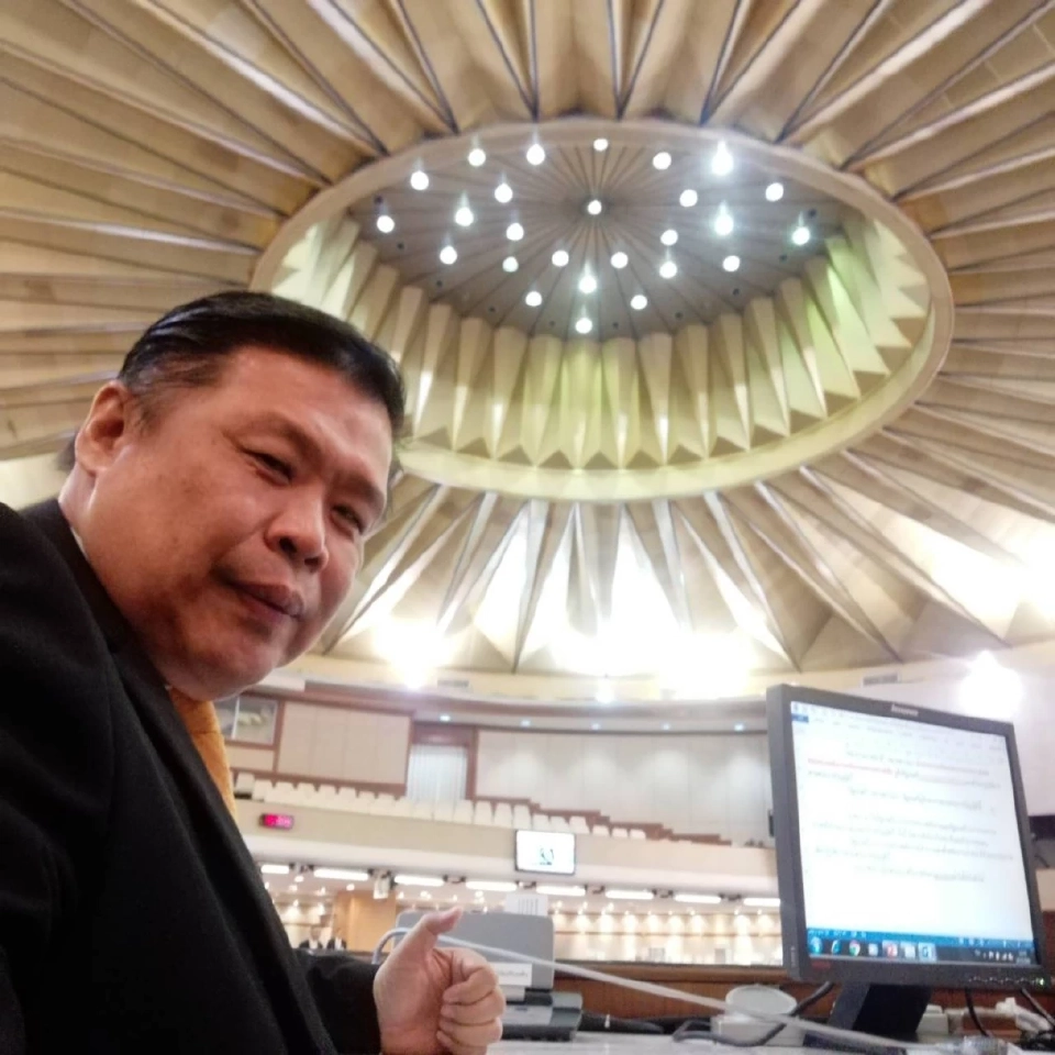 ดร.คุณานันท์ ทยายุทธ