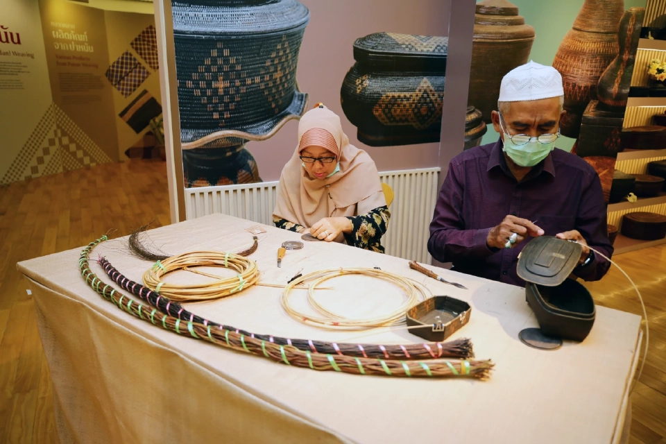 เริ่มแล้ว นิทรรศการ "เพียรสาน งานศิลป์" อวดโฉมเครื่องจักสาน ภูมิปัญญาล้ำค่า