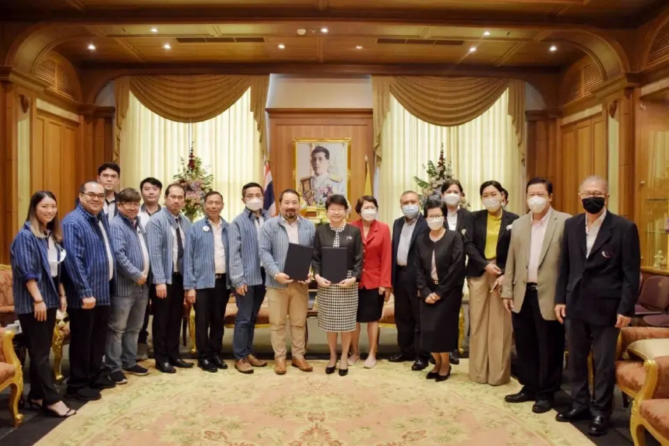NIDA ผนึก สมาพันธ์เอสเอ็มอีไทย หนุนเศรษฐกิจฐานราก