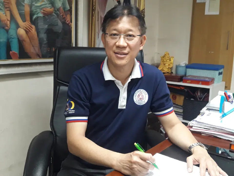 	นายวีระพงษ์ เต็งรังสรรค์  ประธานสภาอุตสาหกรรมกลุ่มจังหวัดภาคตะวันออกเฉียงเหนือ ตอนบน 1(กลุ่มสบายดี) 