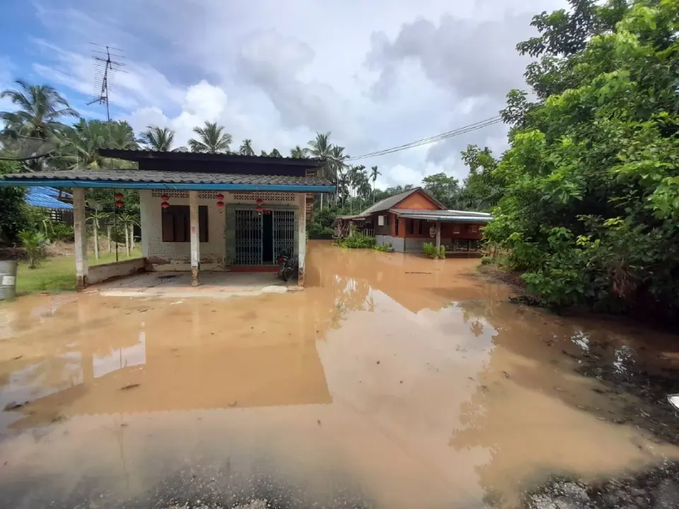 อิทธิพลร่องมรสุมพาดผ่าน มีน้ำท่วมใน 5 จังหวัด