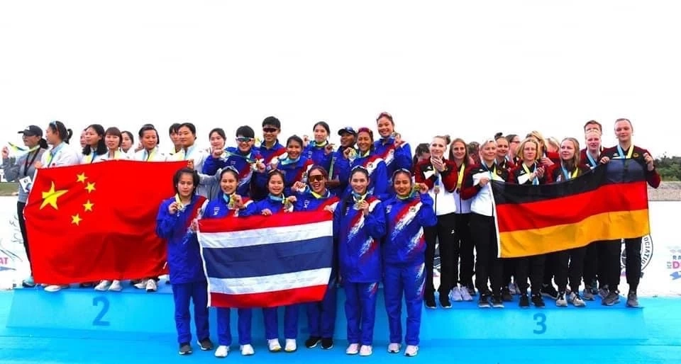 ปลื้ม ทัพนักกีฬาไทย กวาด 10 เหรียญทอง แข่งเรือยาวมังกรชิงแชมป์โลก