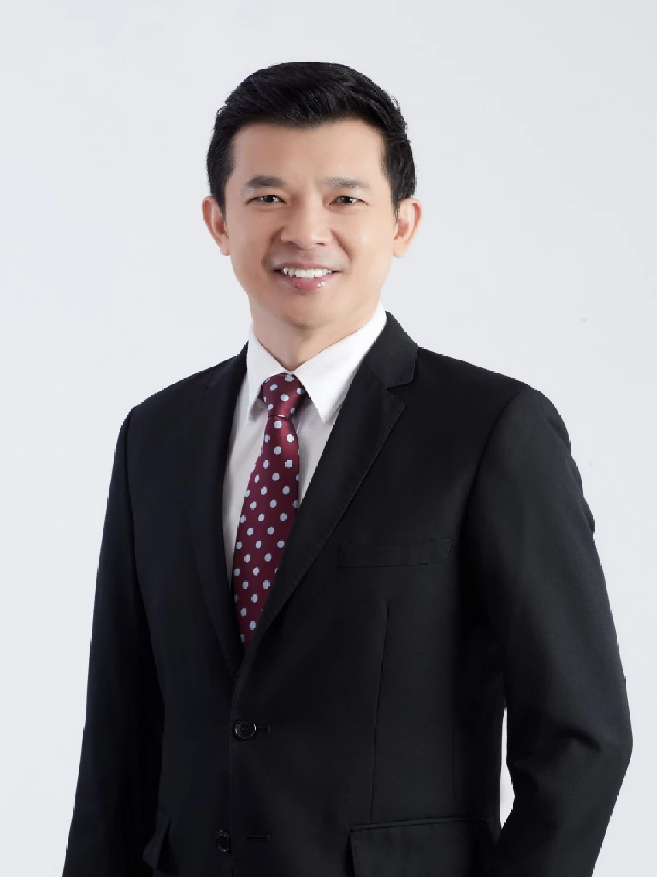 เอนก อยู่ยืน 