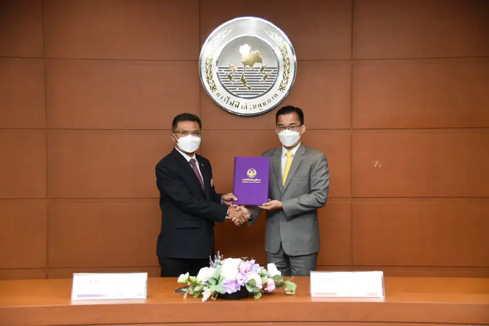 การเพิ่มโอกาสทางธุรกิจด้านการผลิตไฟฟ้าจากพลังงานหมุนเวียนและด้านการจัดหาและจำหน่าย Carbon Credits