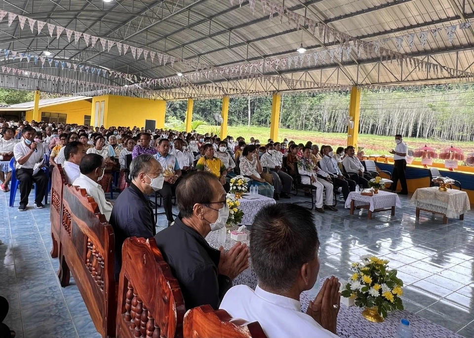 “สนธิรัตน์”เป็นประธานทอดผ้าป่าสำนักสงฆ์ป่าเวฬุวัน นครศรีธรรมราช