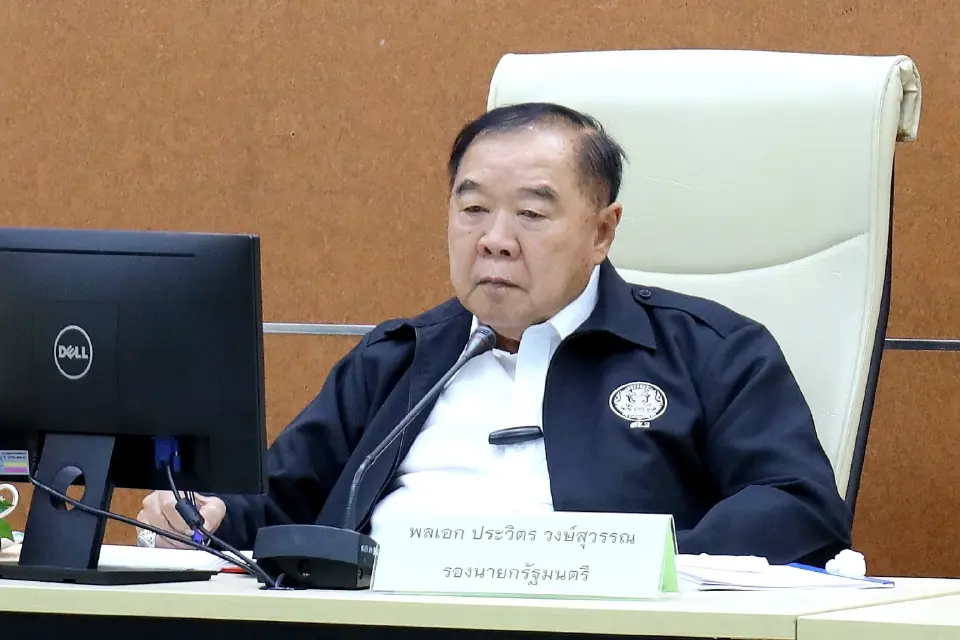  พล.อ.ประวิตร วงษ์สุวรรณ รองนายกรัฐมนตรี   และหัวหน้าพรรค พปชร.