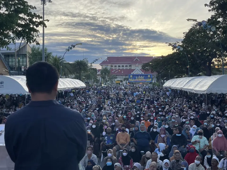 “อันวาร์”เปิดเวทีขอประชามติชาวปัตตานี ออกจากปชป.ไปอยู่พรรคไหนดี
