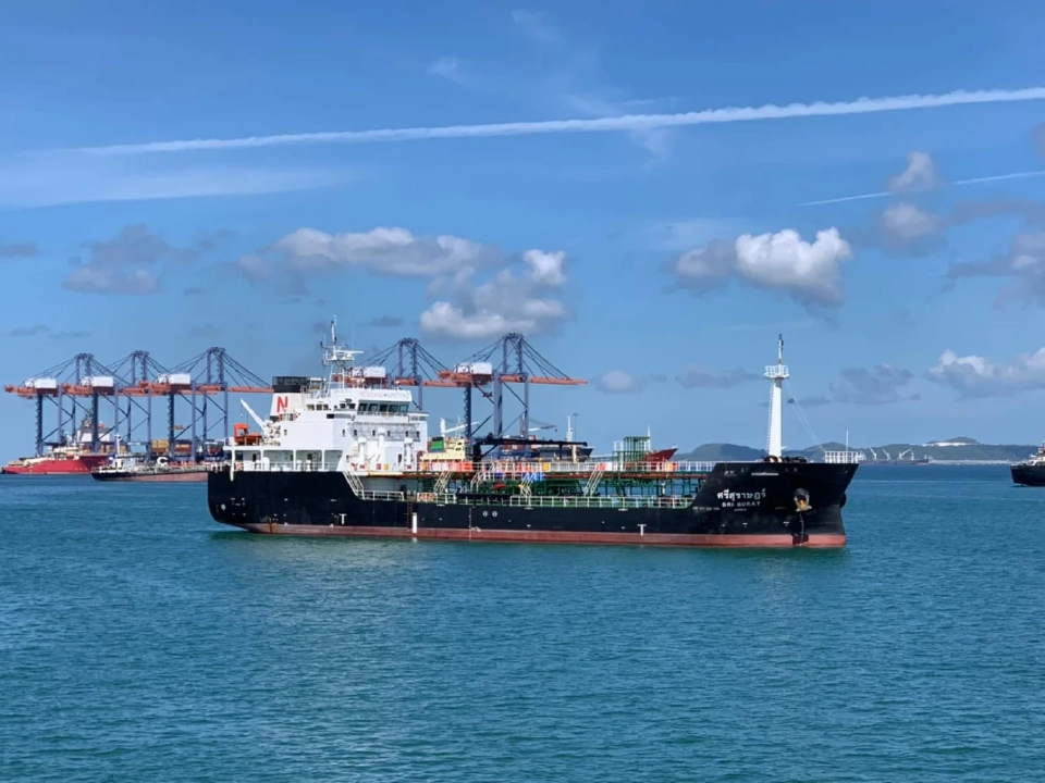"เรือศรีสุราษฎร์" เรือในกลุ่มธุรกิจขนส่งฯ ในประเทศ