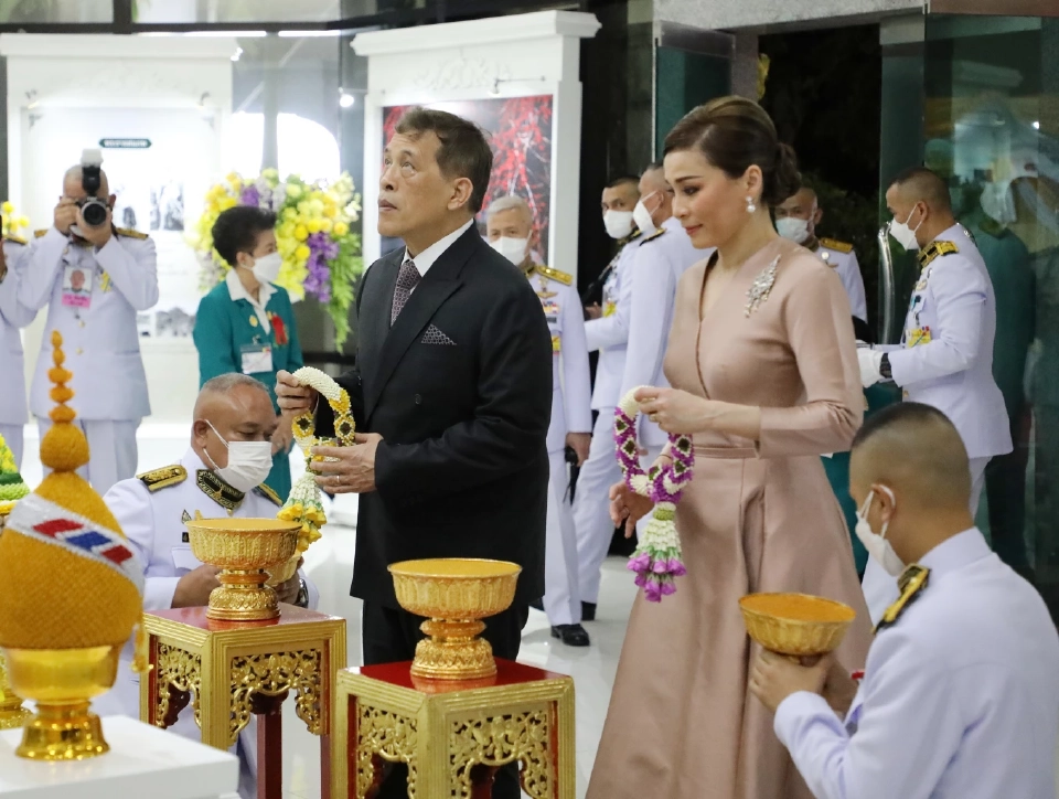 ในหลวง ทรงเปิดอาคารมหิตลาธิเบศร สถาบันมหิตลาธิเบศร ห้องประชุมวชิรเวช