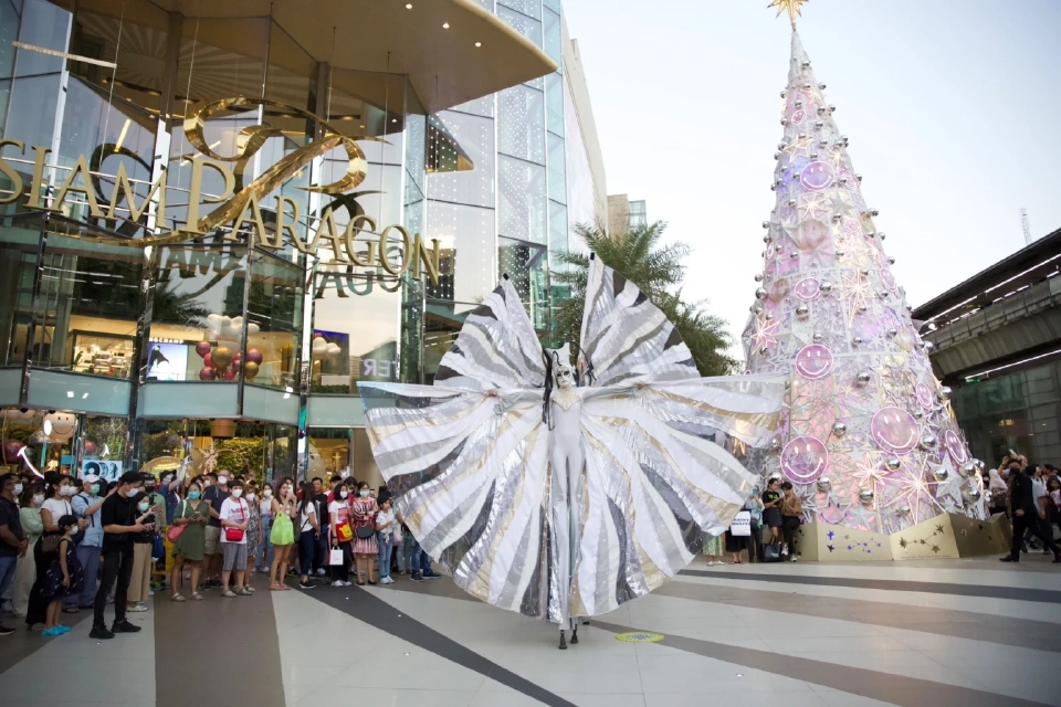 Teatro Pavana คณะกายกรรมขายาวจากประเทศเนเธอร์แลนด์ 