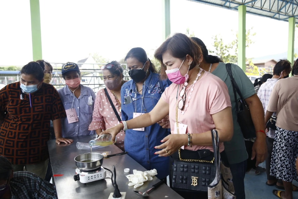 ดันชุมชนดีพร้อมทั่วประเทศ ฟื้นรายได้ชุมชน 