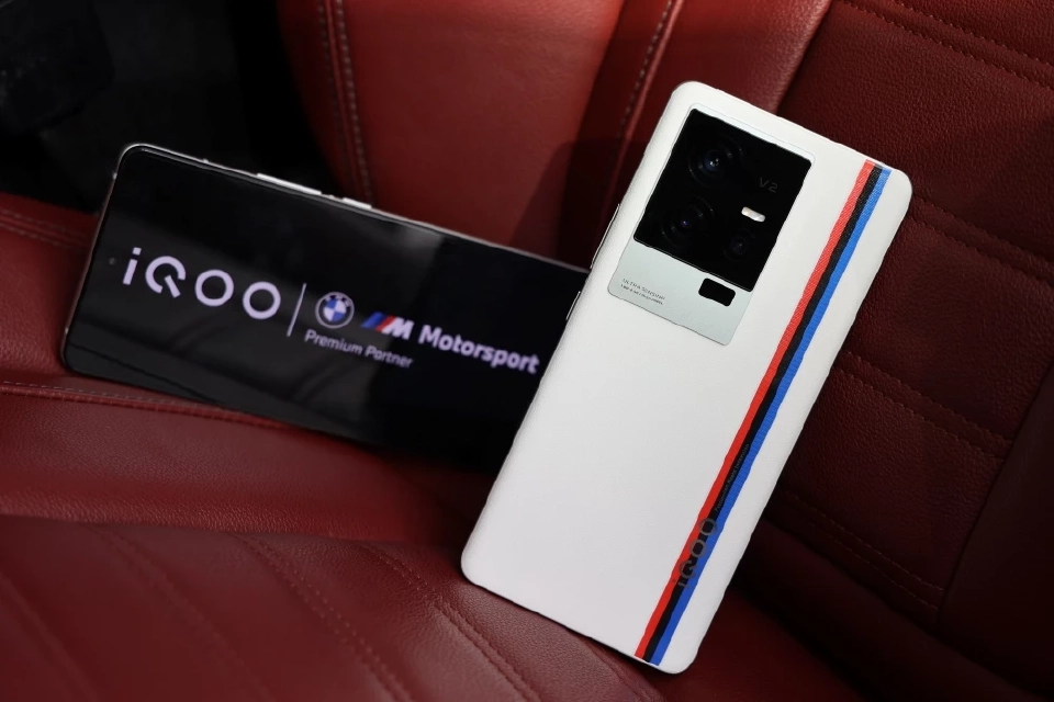 iQOO 11 5G บุกไทย พร้อมเขย่าตลาดสมาร์ทโฟนเกมมิง ในราคา 27,990 บาท