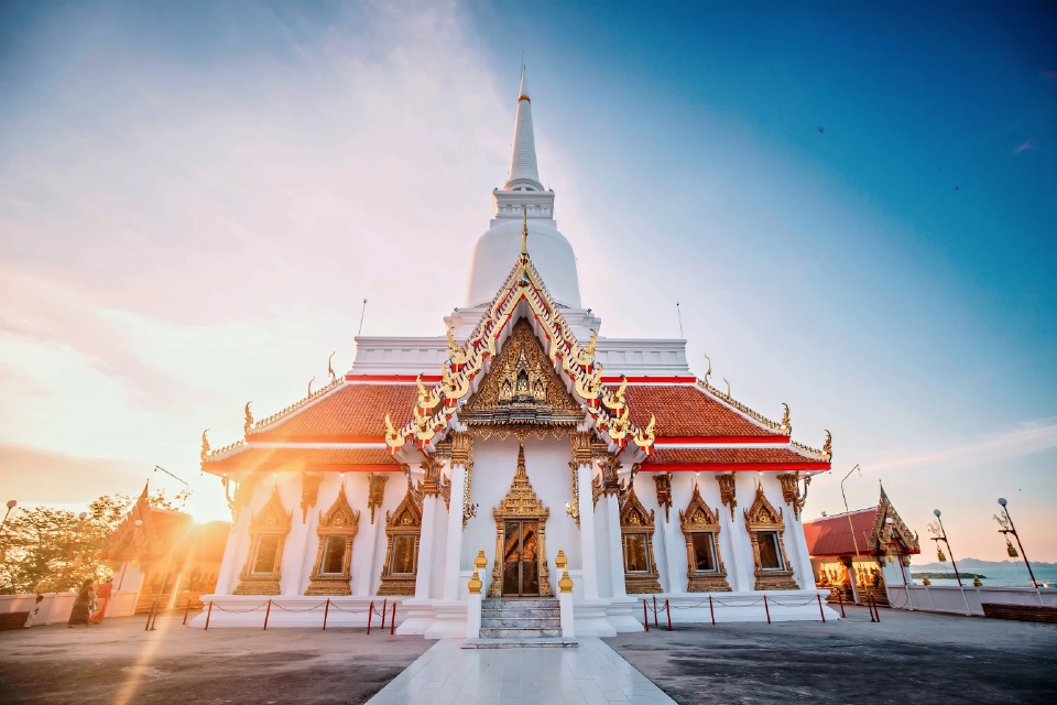 วัดเขาสุวรรณประดิษฐ์