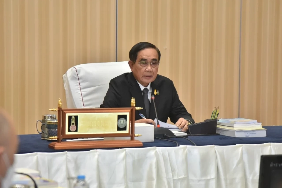  พล.อ.ประยุทธ์ จันทรโอชา นายกรัฐมนตรี และรมว.กลาโหม